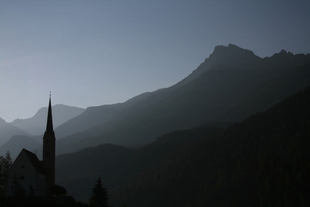 Kirche von Scuol