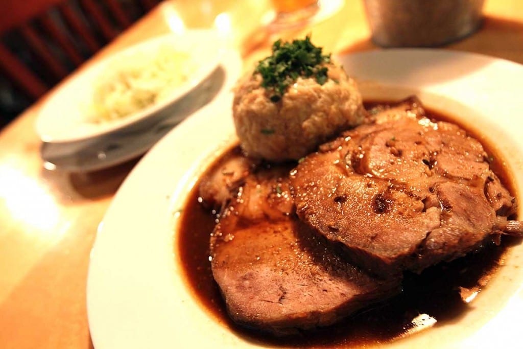 Schweinebraten mit Knödel