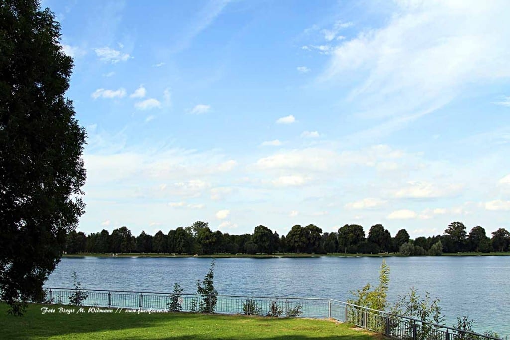 Der Lußsee in der Seenplatte München