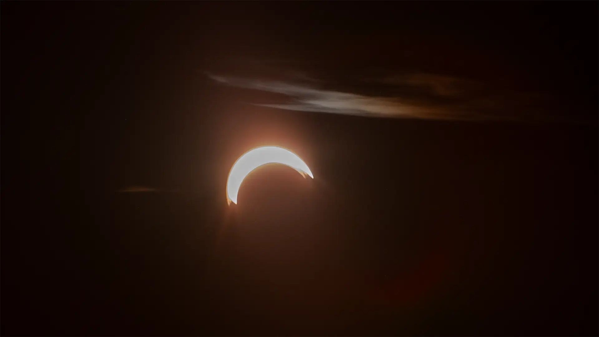 Sonnenfinsternis über dem Ammersee bei Breitbrunn